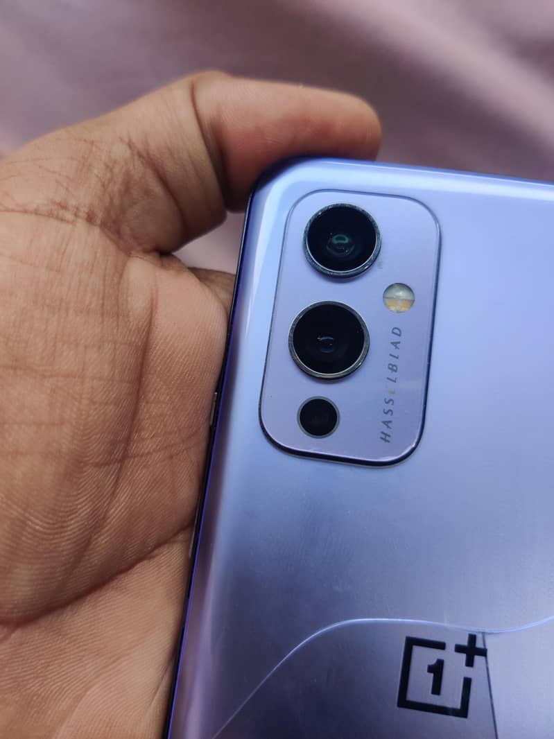 OnePlus 9 5G 1
