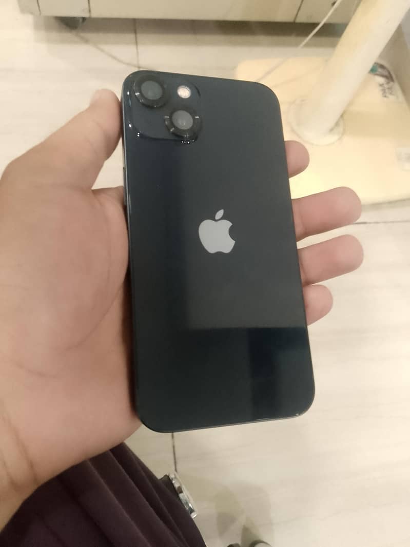 Apple iPhone 13 0