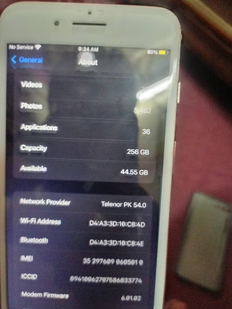 Apple iPhone 8 Plus 2