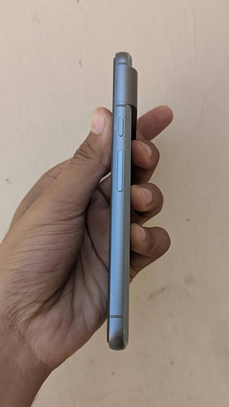 Google Pixel 8 3
