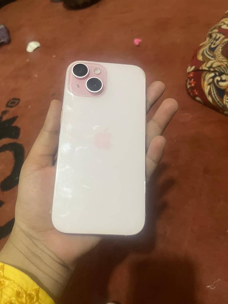 Apple iPhone 15 8