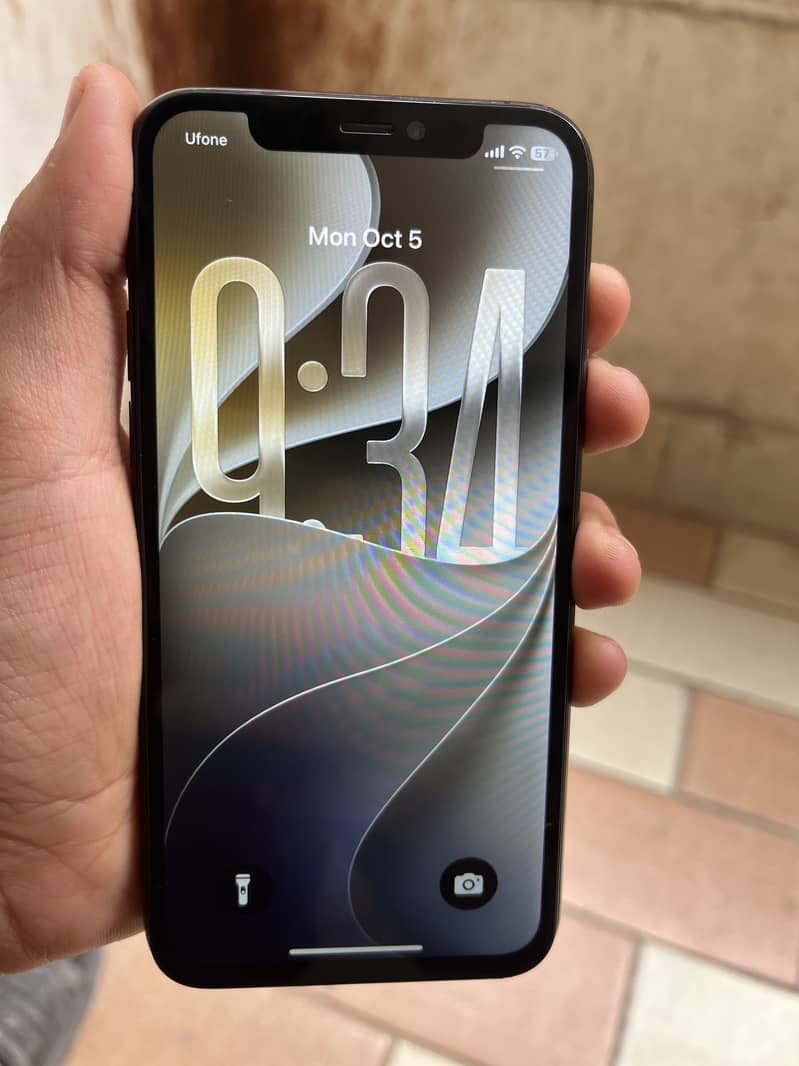 Apple iPhone 11 8