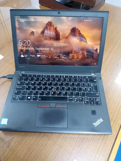Lenovo ThinkPad X270_Core i5 7th Gen_8GB RAM_240GB SSD_Backlit KB