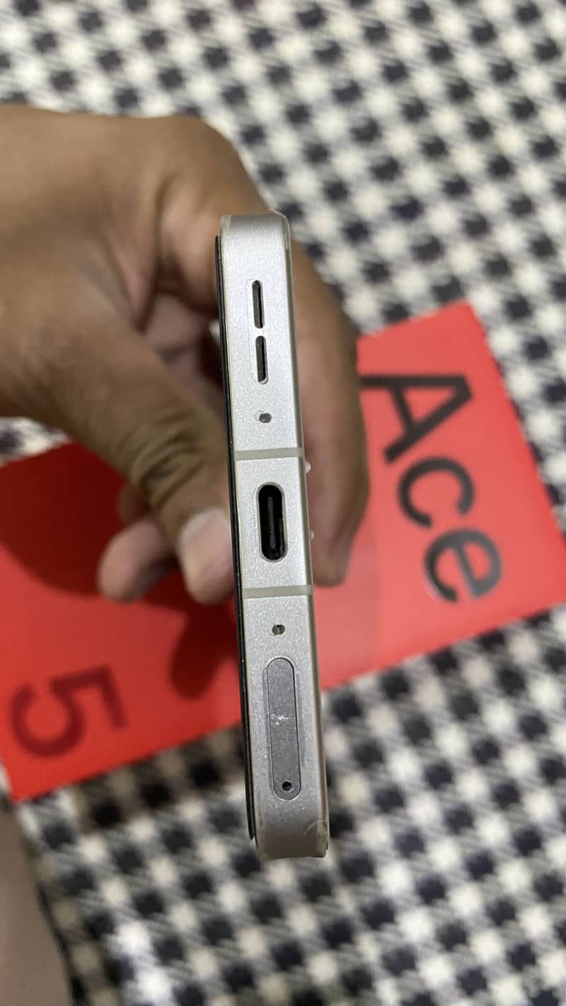 One Plus 13R/Ace5 6