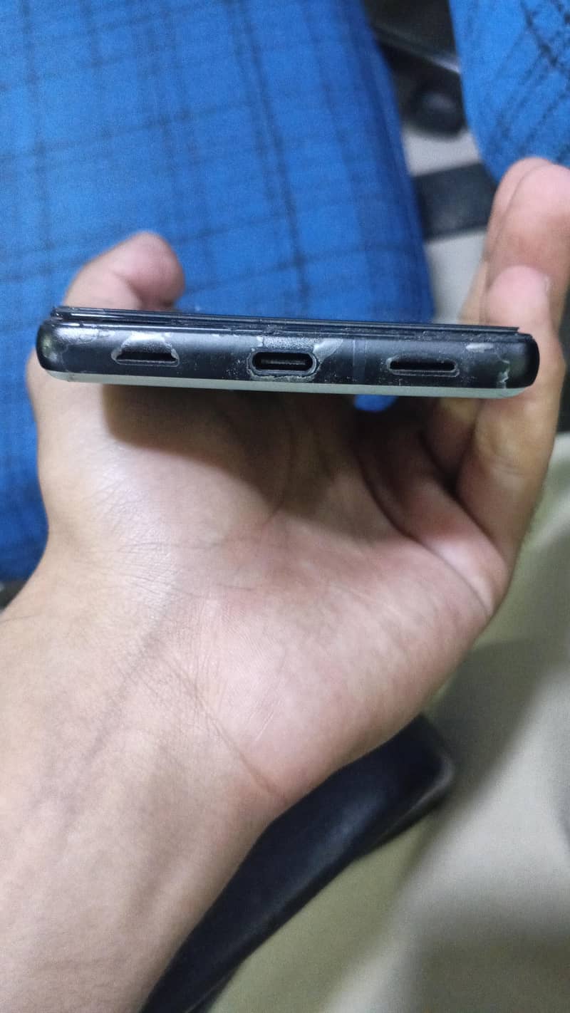 Google Pixel 6a 3