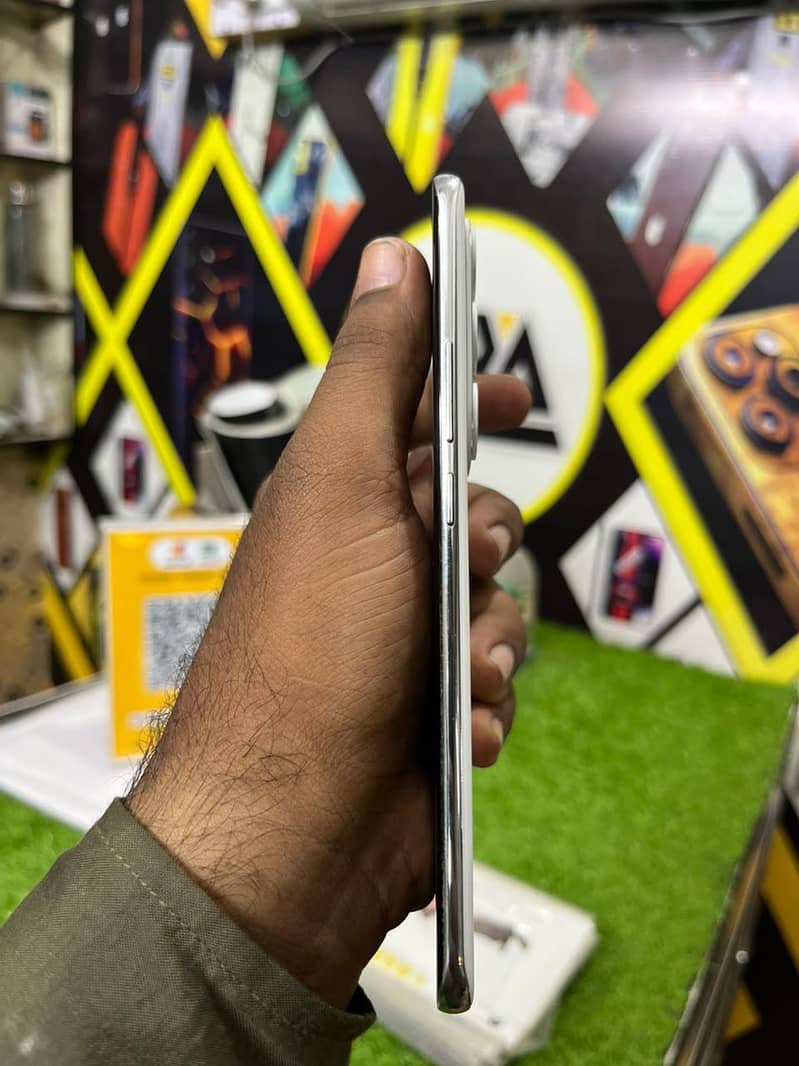 Tecno Spark 40 Pro Plus 2