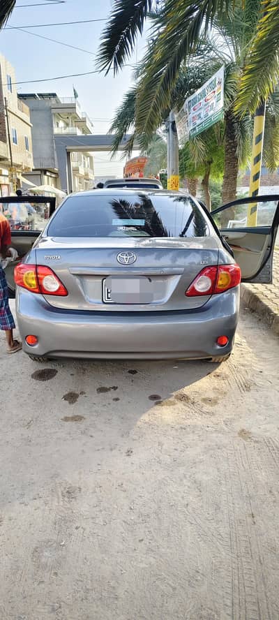 Toyota Corolla Altis 2010