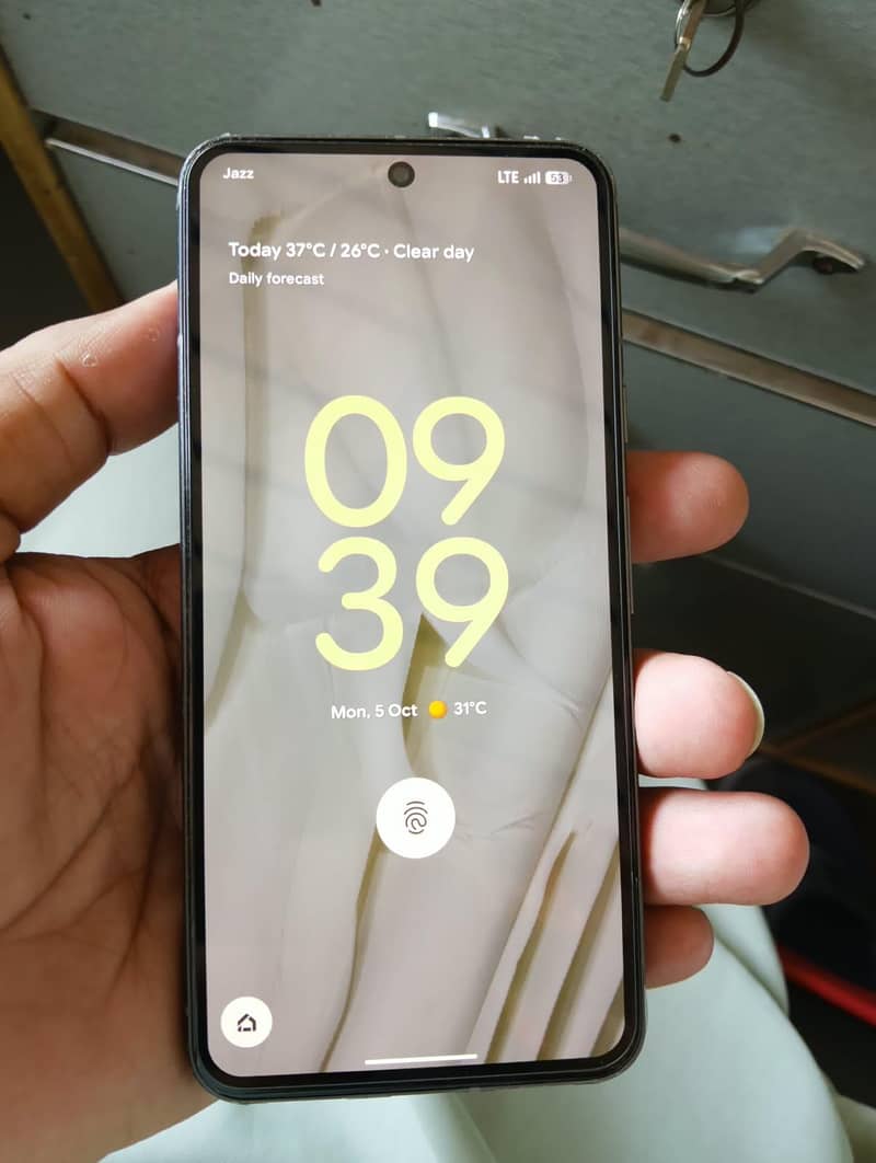 Google Pixel 8 1