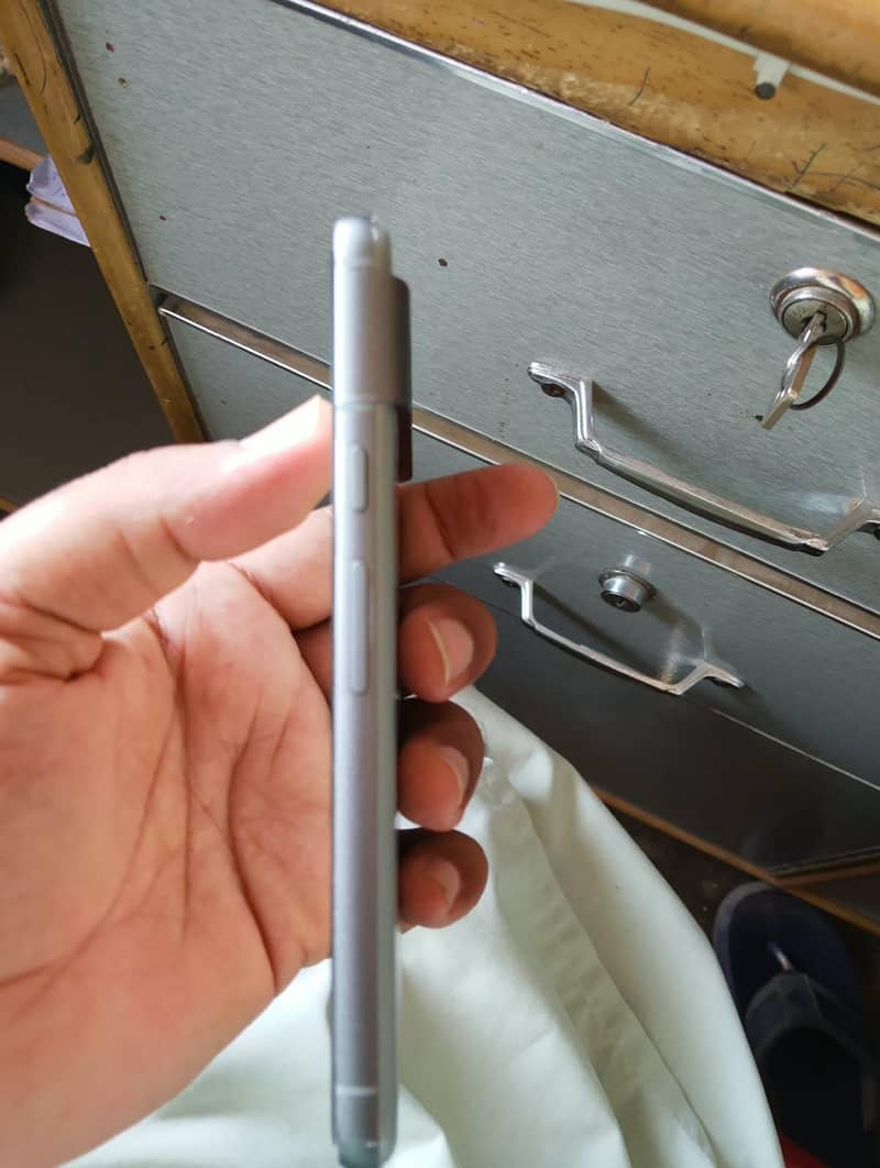Google Pixel 8 3