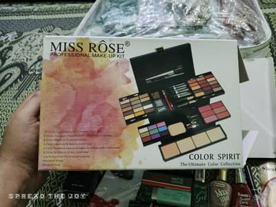Miss Rose Professional Makeup Kit - Color Spirit
