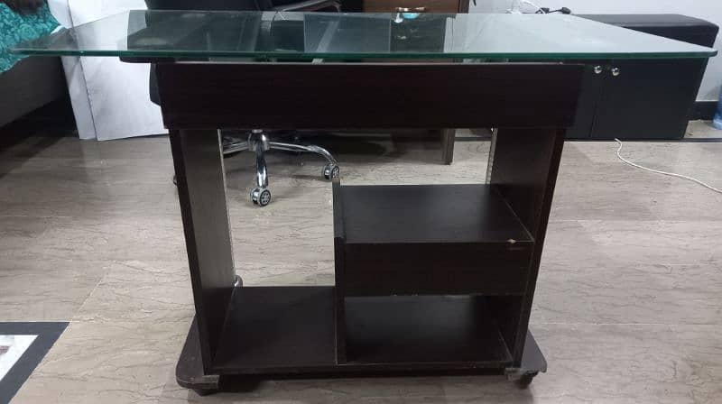 computer table 3
