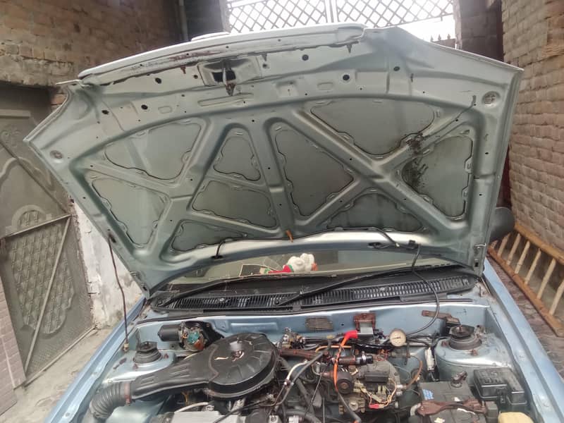 2001 کلٹس — اوریجنل کنڈیشن | 70,000 کلومیٹر | نئے ٹائر 6