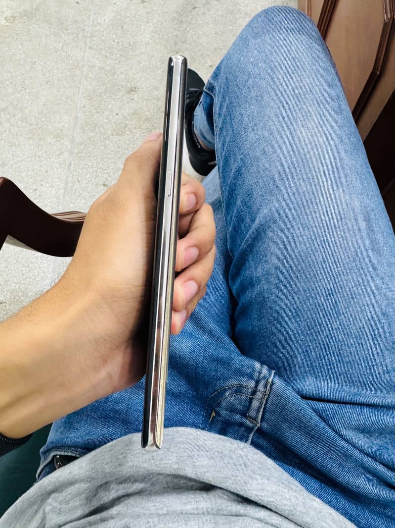 Samsung Mobile Note 8 4