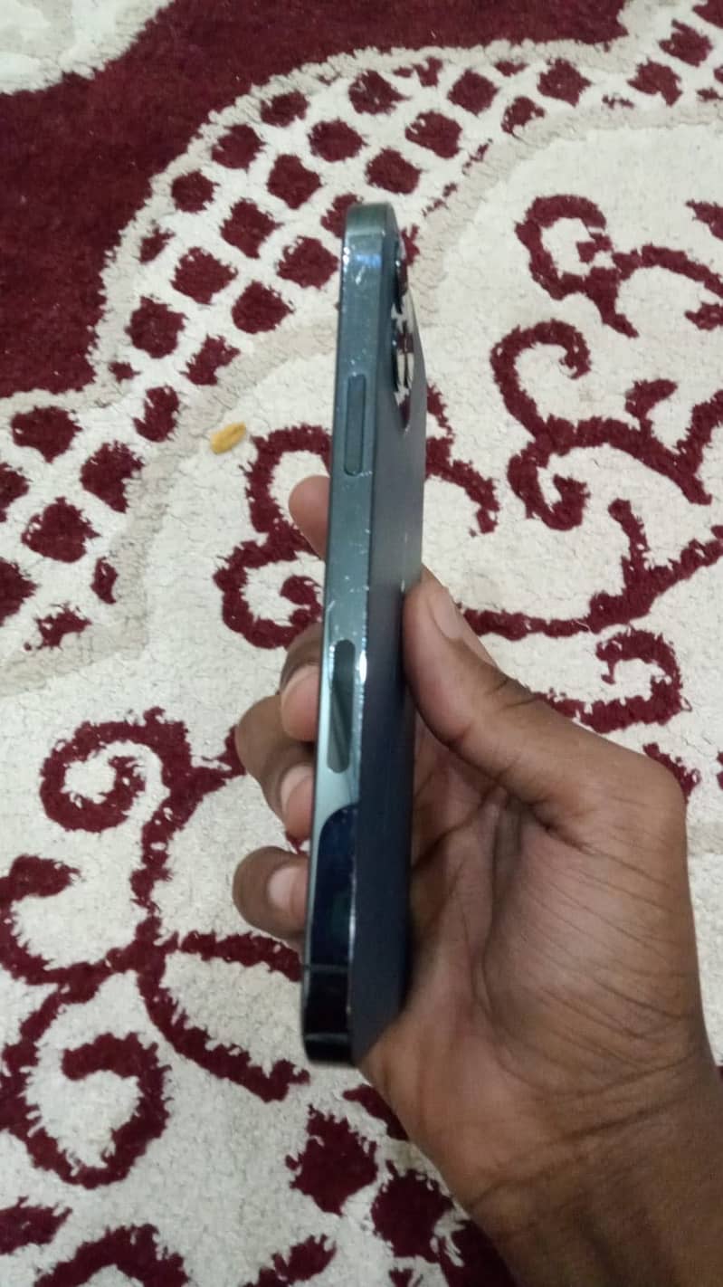 Apple iPhone 12 Pro 0