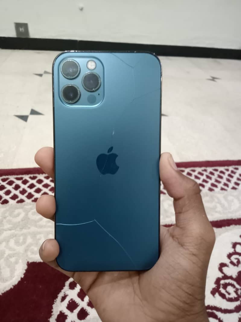 Apple iPhone 12 Pro 3