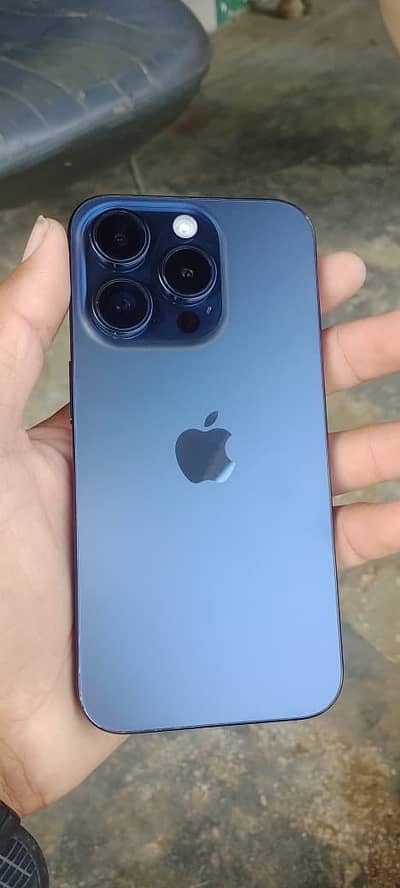 Apple iPhone 15 Pro