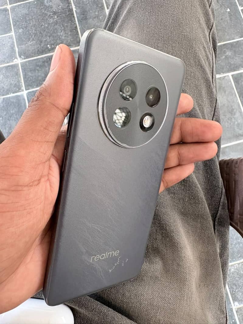 Realme 13 Plus 2