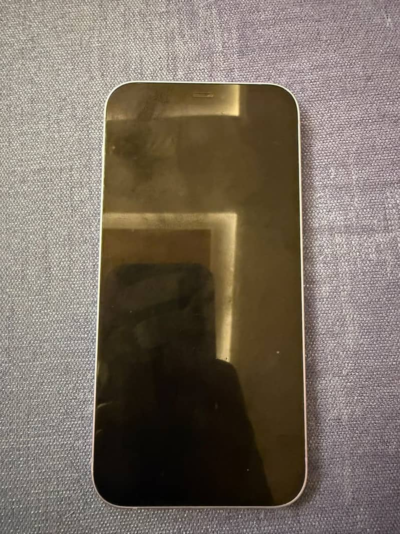 Apple iPhone 12 1