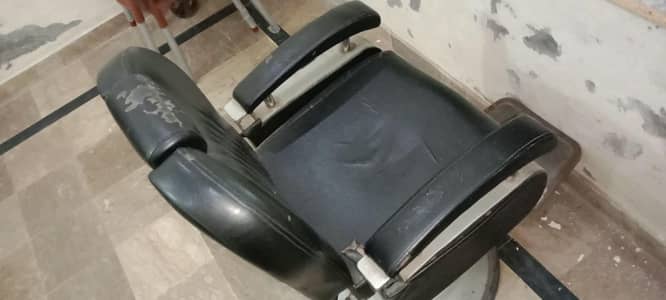 salon chair