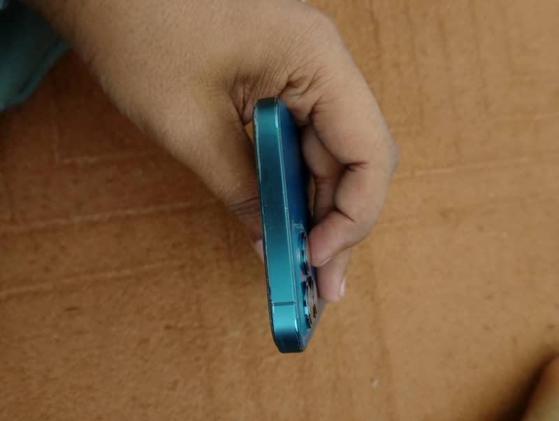 Apple iPhone 12 Pro Max 3