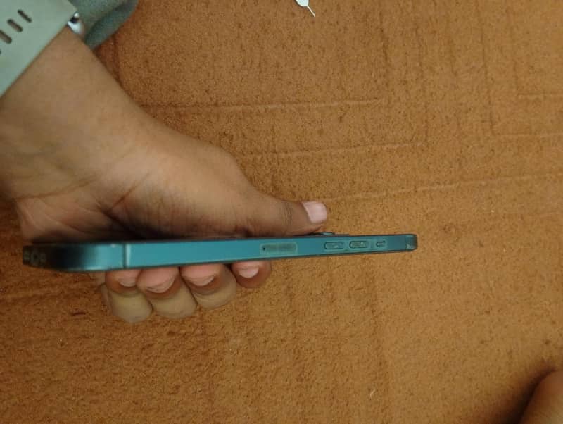 Apple iPhone 12 Pro Max 6