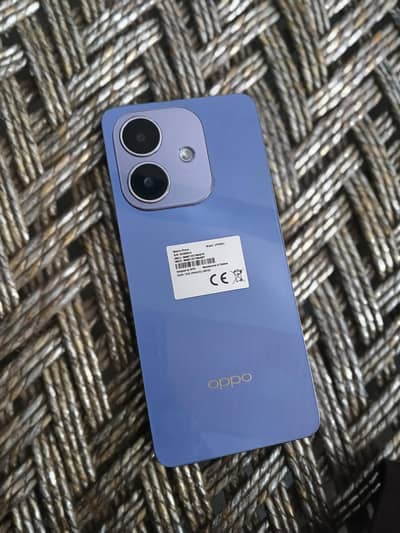 OPPO A5i all is ok with box and charger