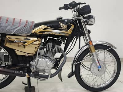 Honda CG 125 2026 model Golden Edition