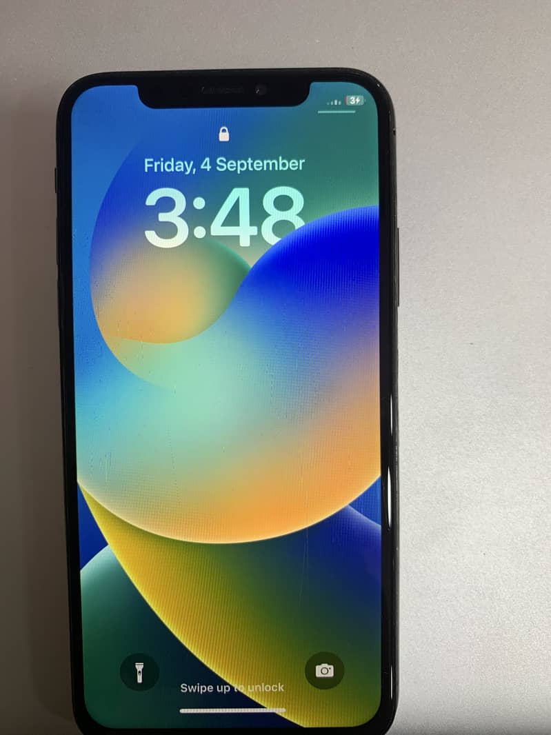 Apple iPhone X 3
