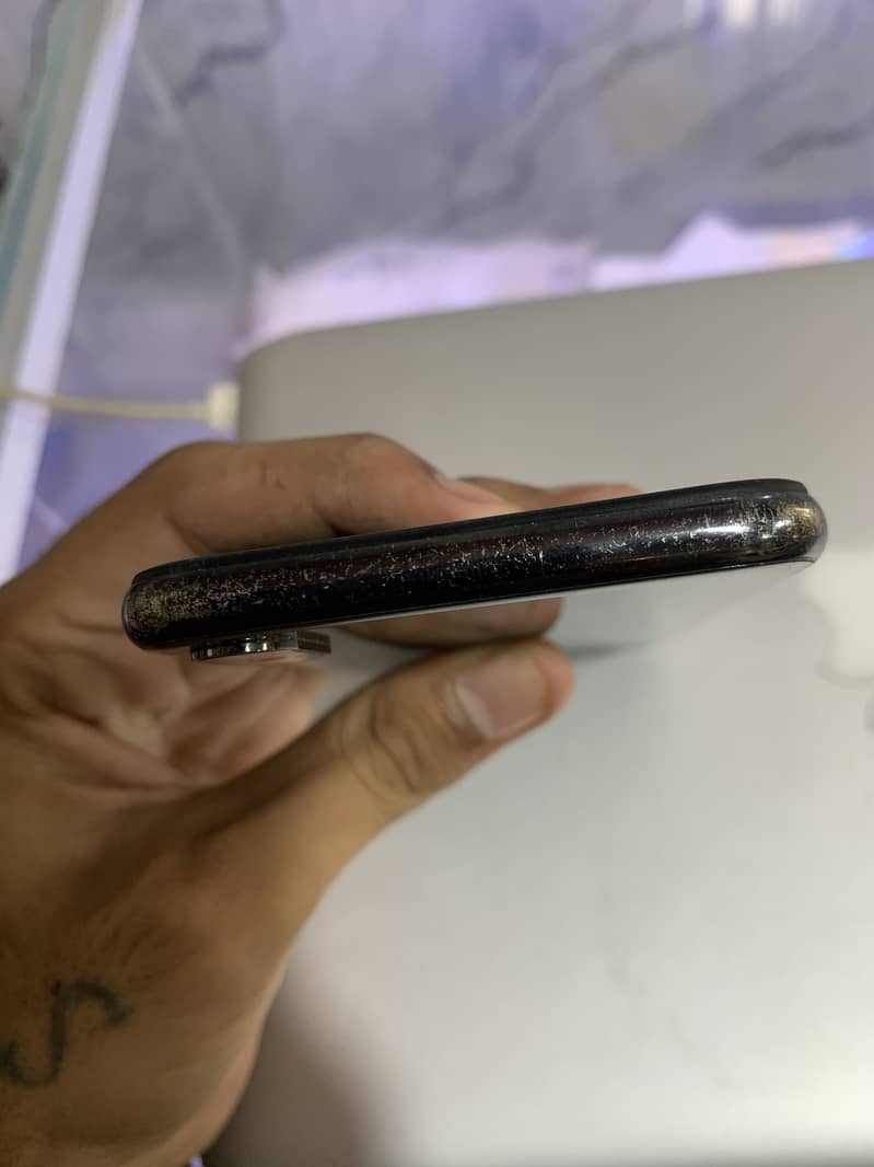 Apple iPhone X 9