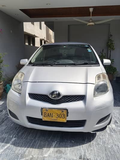 Toyota Vitz 8/13