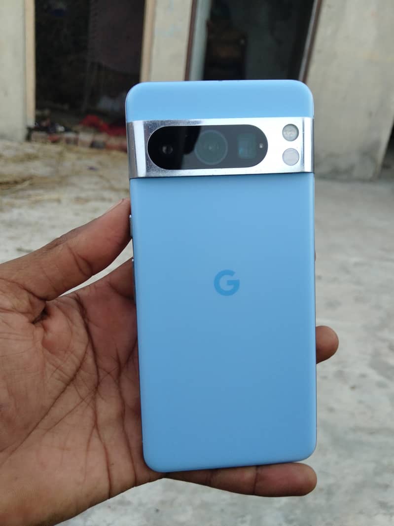 Google Pixel 8 Pro 6