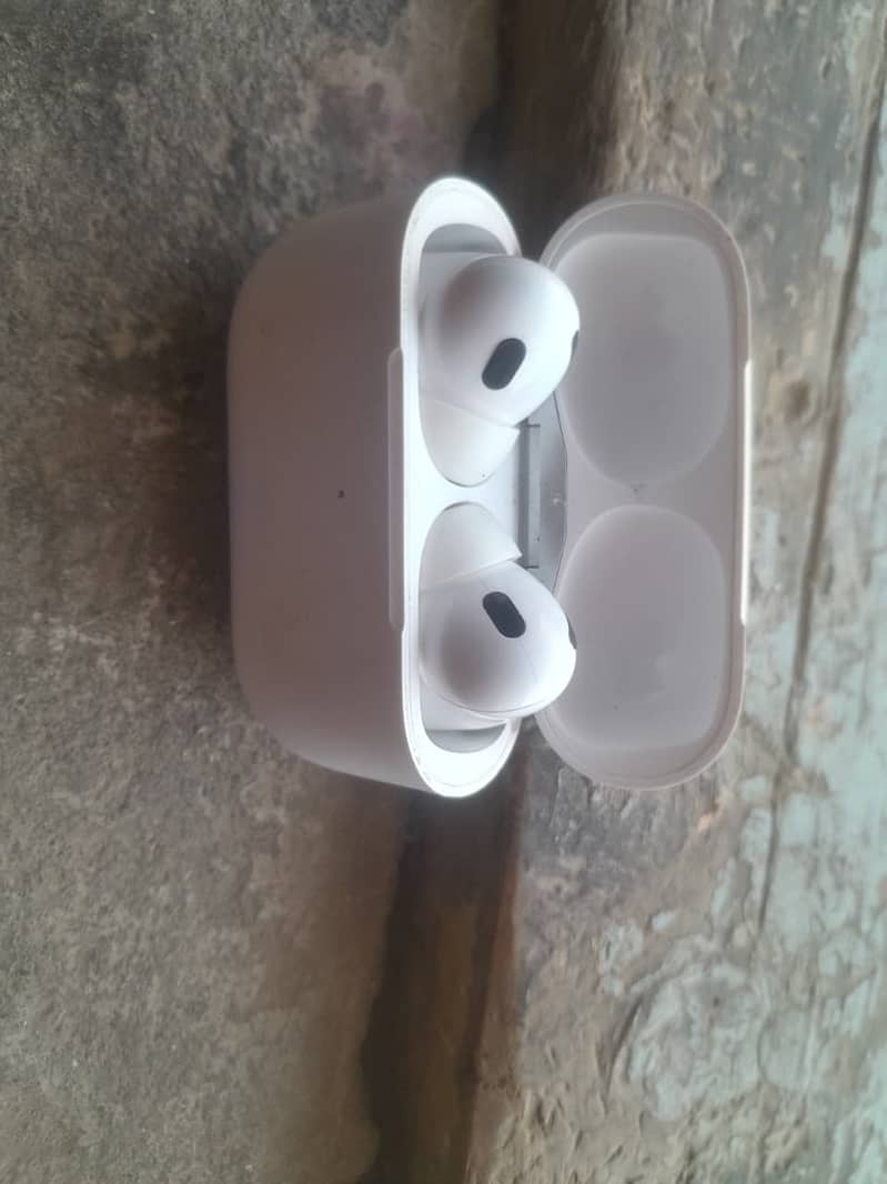 airbuds pro 2 2