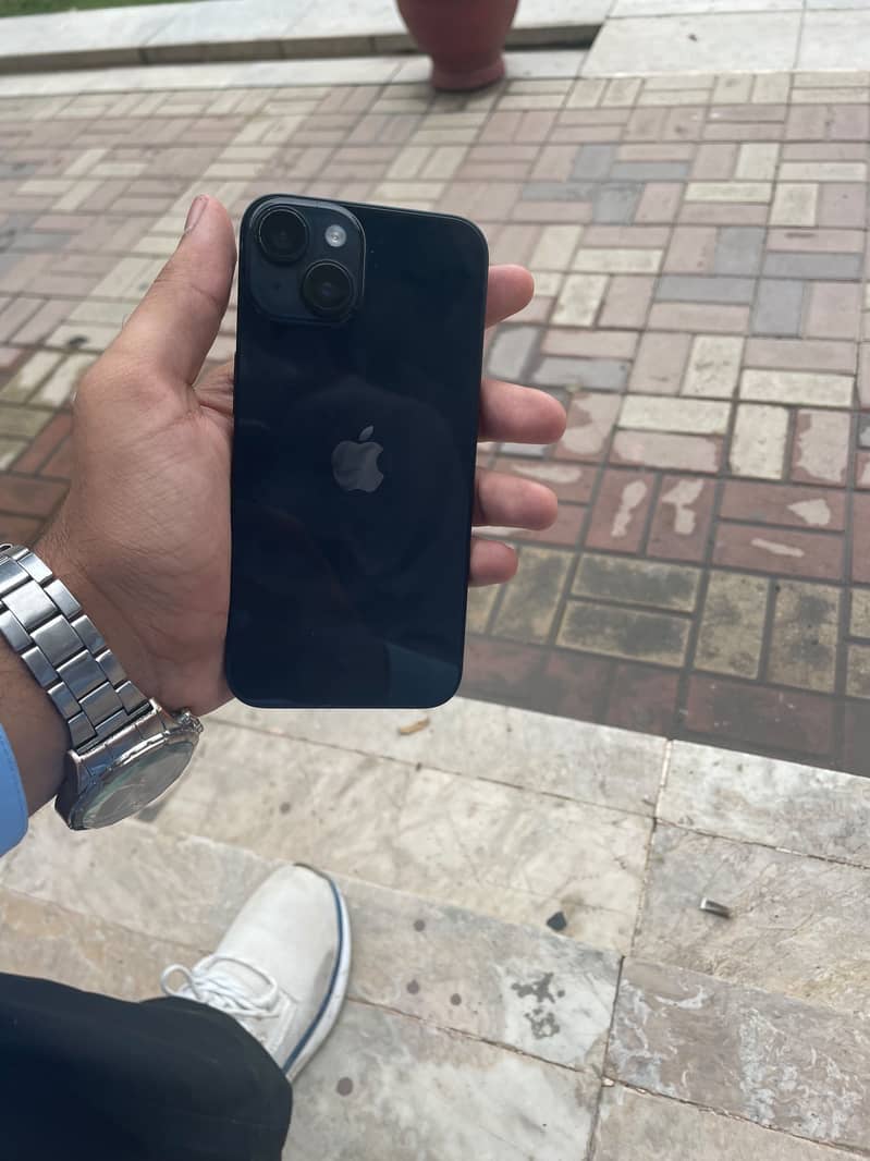 Apple iPhone 14 3