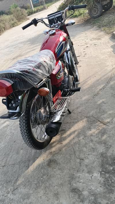 CG 125