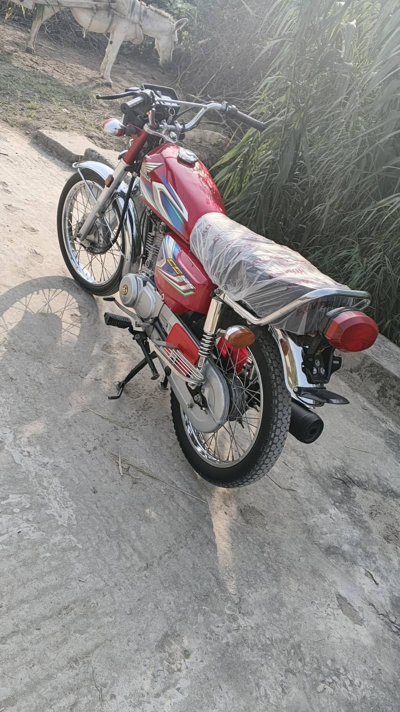CG 125 3