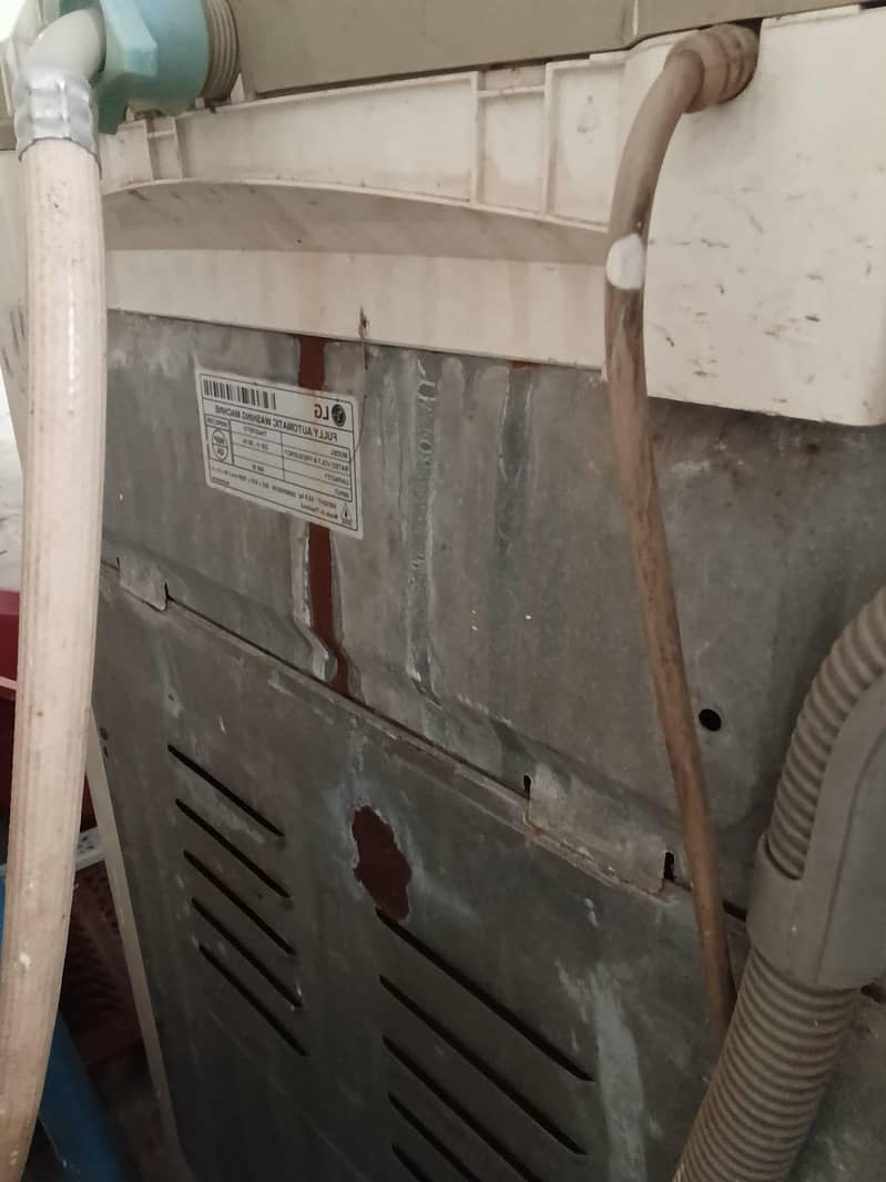 LG automatic washing machine 2