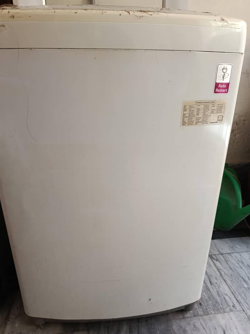 LG automatic washing machine 4