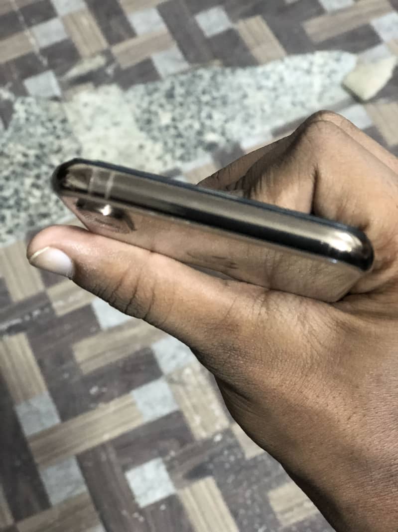 iPhone XS 2