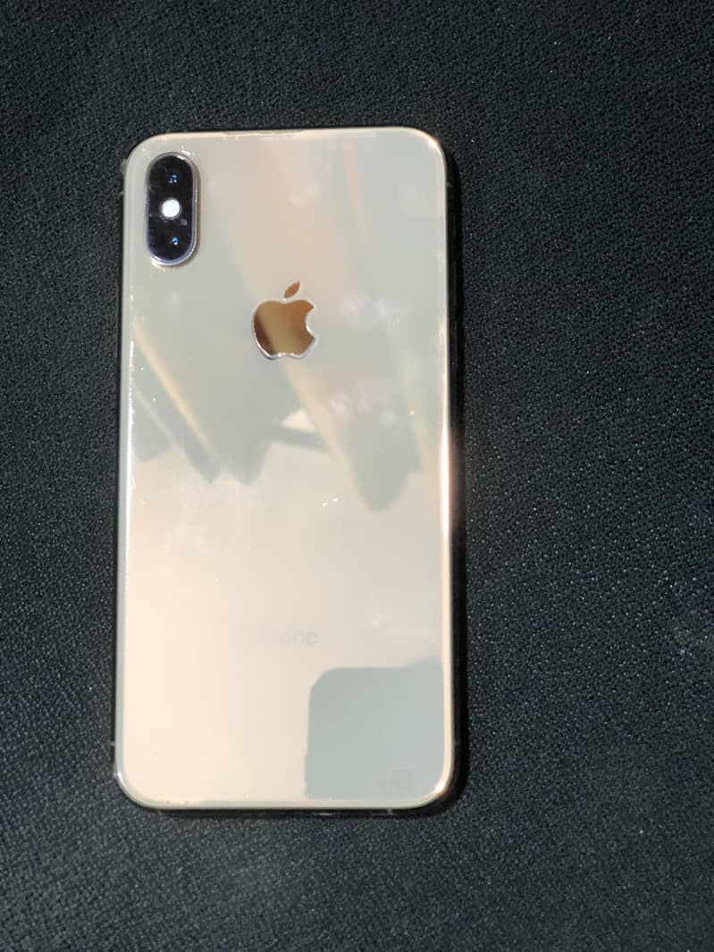 iPhone XS 6