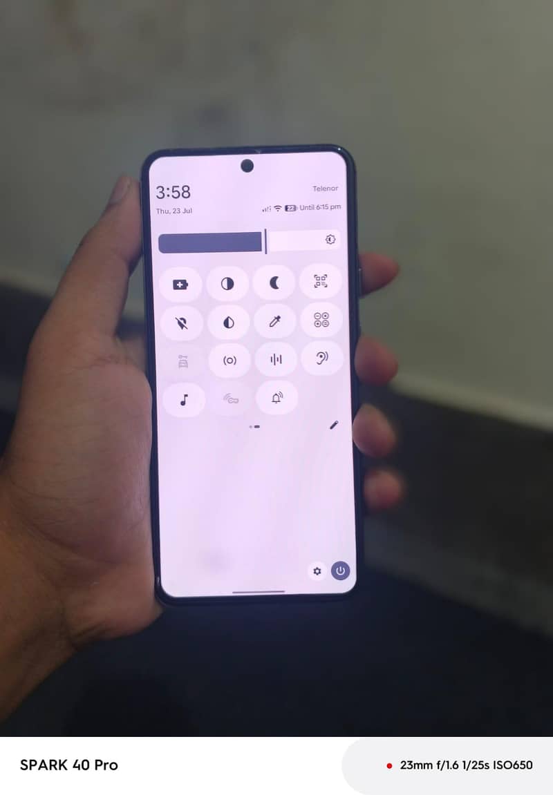 Google Pixel 8 water pack 3