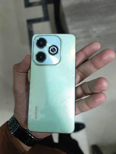 Infinix Hot 40i