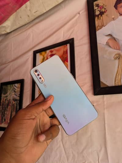 VIVO S1 SALE 4+1/128 GB ALL OKAY LUSH10/9