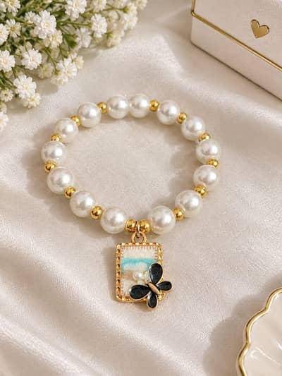 stylish bracelet for women