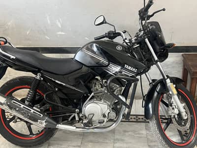 Yamaha YBR 125 – Good Engine – Peshawar Registered