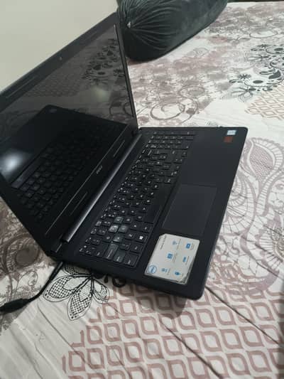 Dell Inspiron 15 3576
