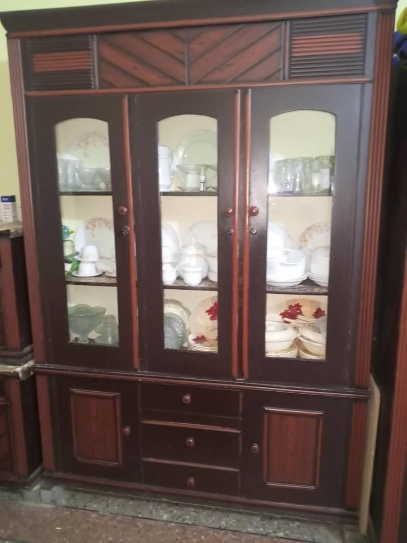 wardrob and show case 4