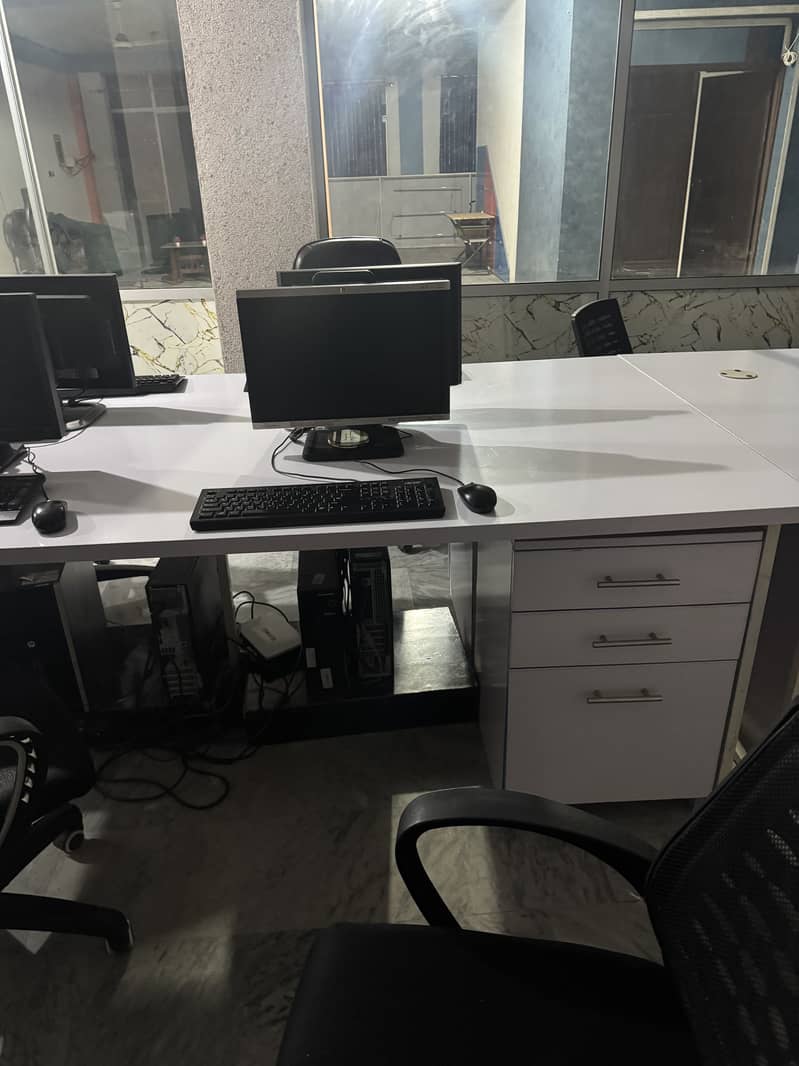 Computer table for office 1