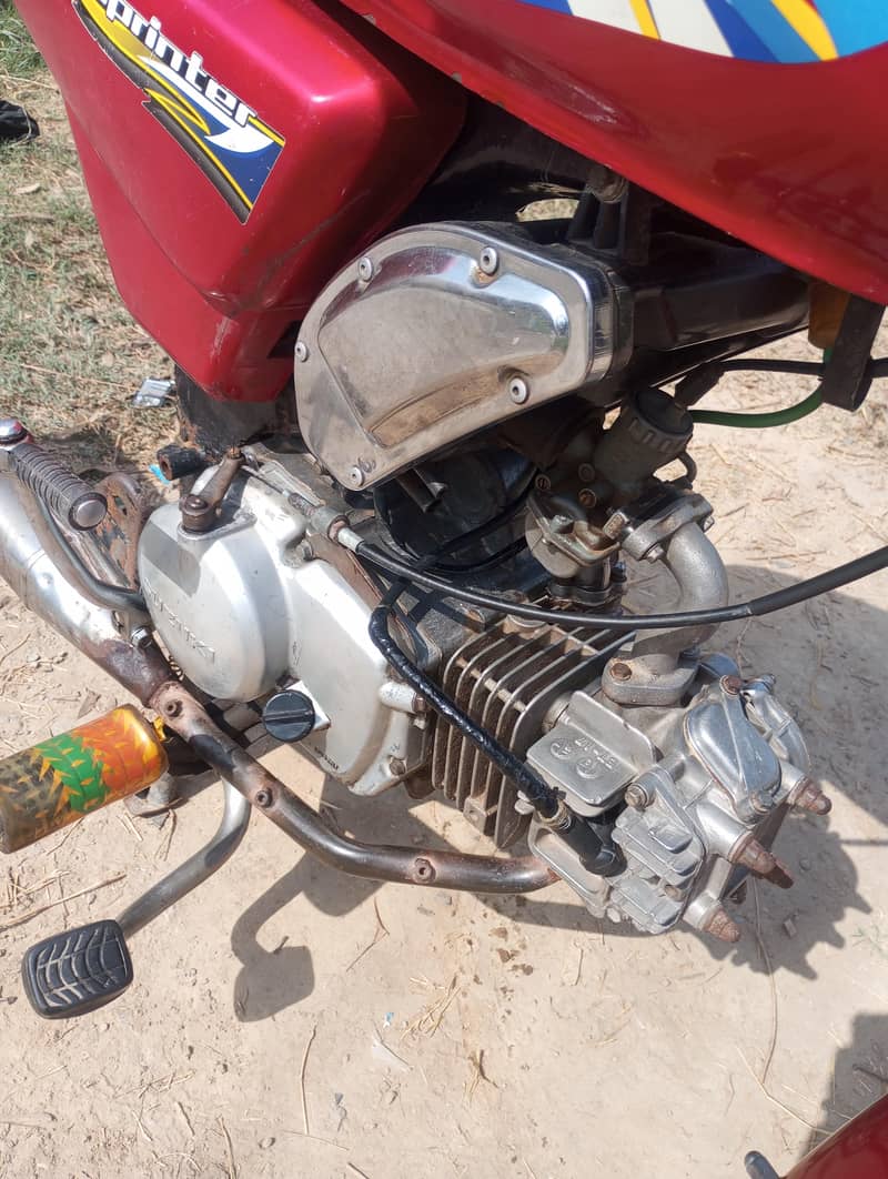 Suzuki spinter 3