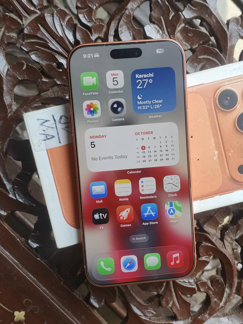Apple iPhone 17 Pro Max 1