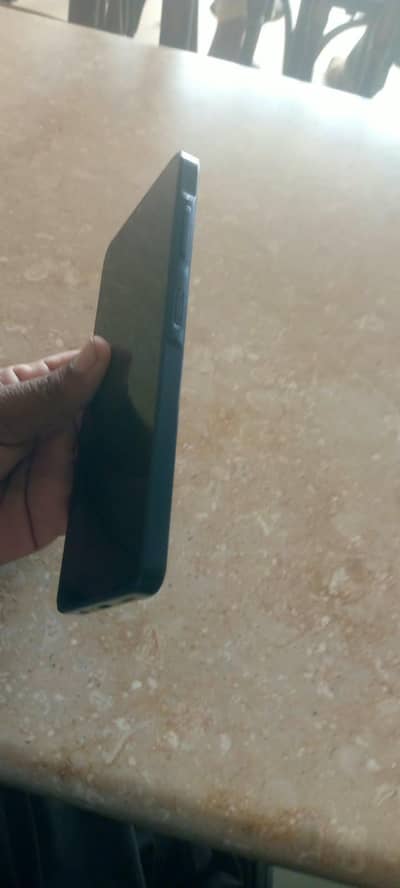 Samsung Mobile A06 all OK KOi issue Nhi ha box Nhi only Mobil 4/64